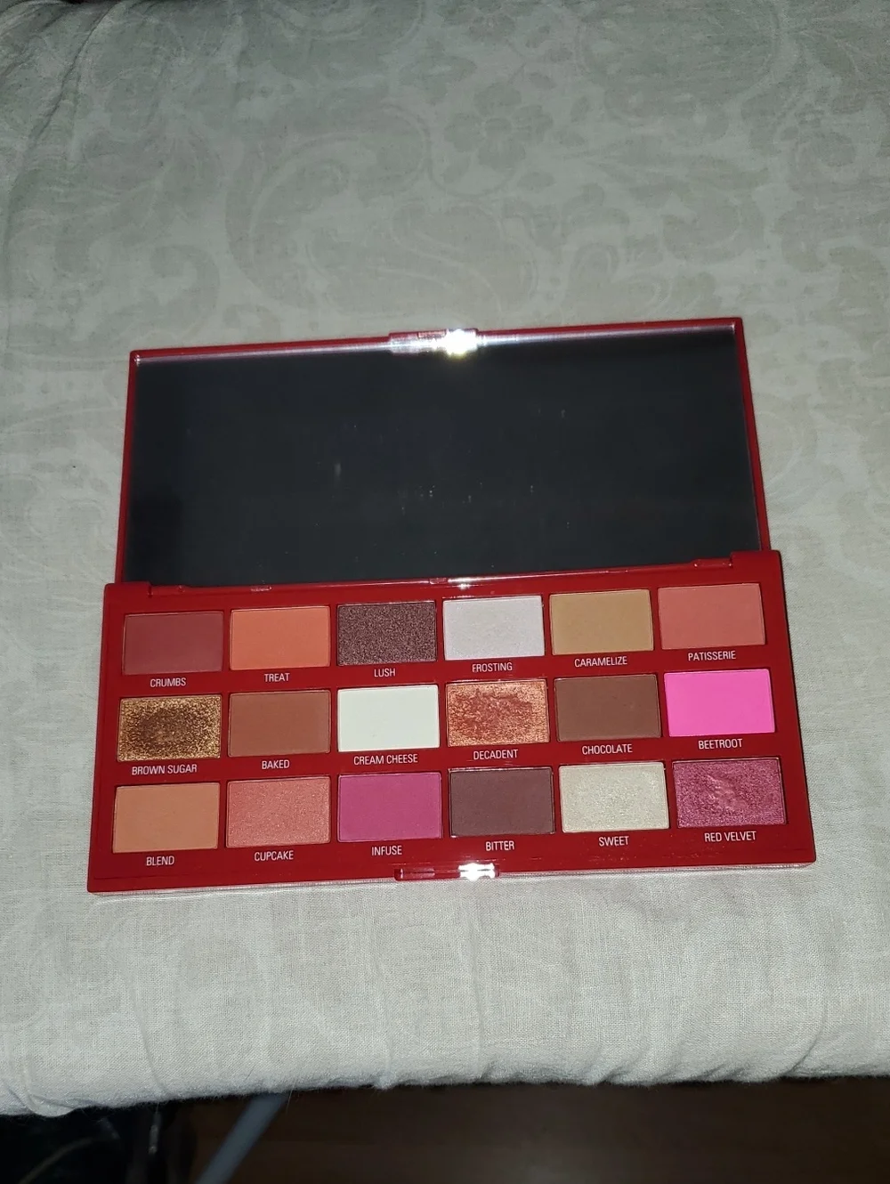 I Heart Revolution Red Velvet Palette